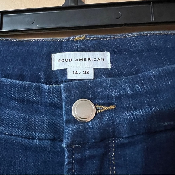 Good American | NWT Good Legs Flare Jeans High Rise Shaping Denim Size 14/32 - Picture 2 of 11